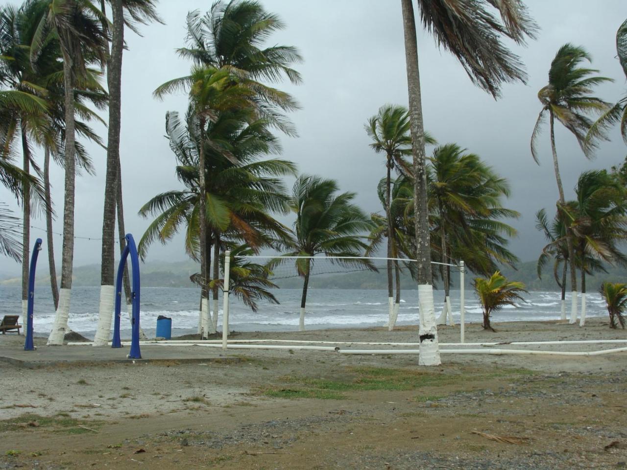 קולון Apartamento En Balabeach Maria Chiquita In Front Of The Beach 2Hab מראה חיצוני תמונה