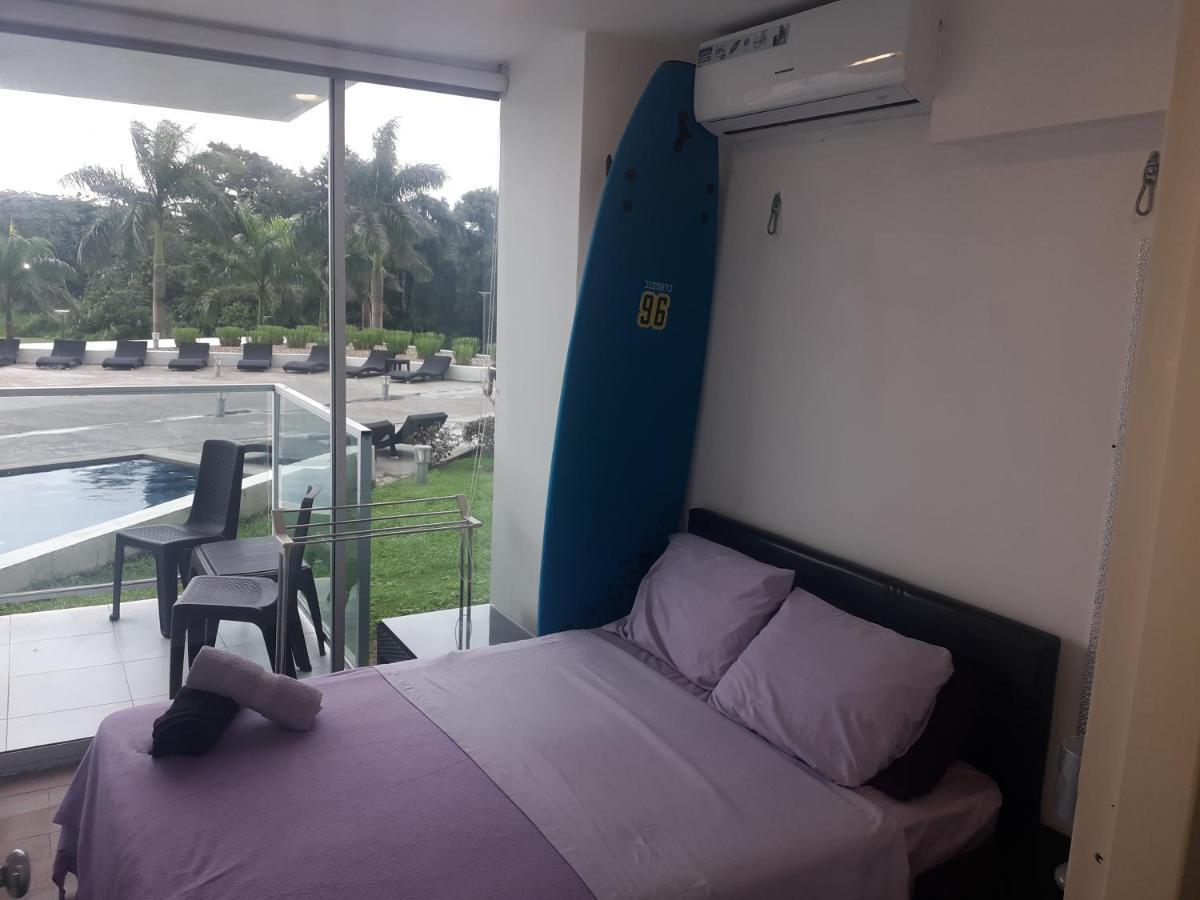 קולון Apartamento En Balabeach Maria Chiquita In Front Of The Beach 2Hab מראה חיצוני תמונה